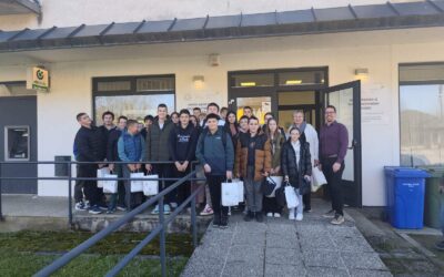 Terenska nastava u Info centru Dvor